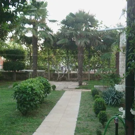 Apartman Near - Butiga *